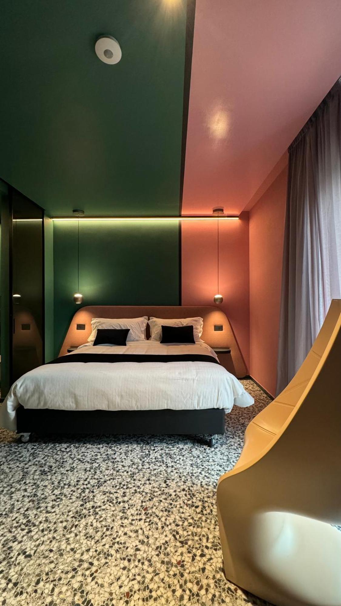 Nola Boutique Hotel Nbh ภายนอก รูปภาพ