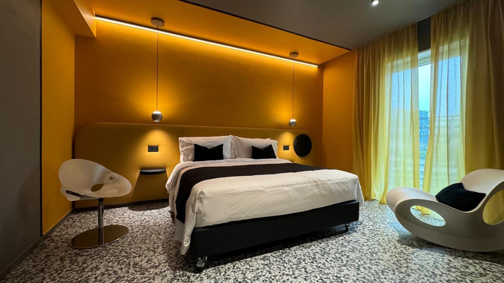 Nola Boutique Hotel Nbh ภายนอก รูปภาพ