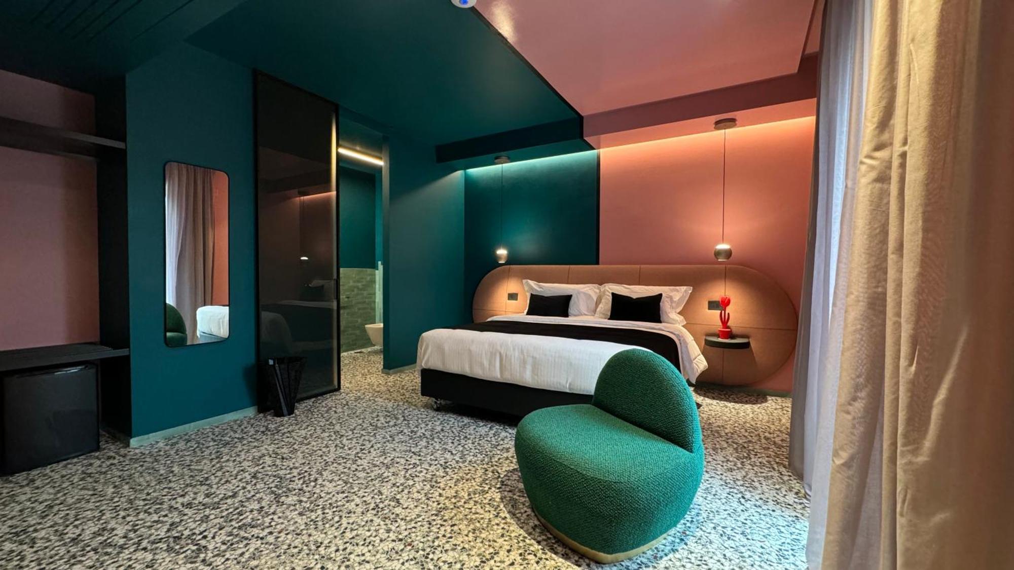 Nola Boutique Hotel Nbh ภายนอก รูปภาพ