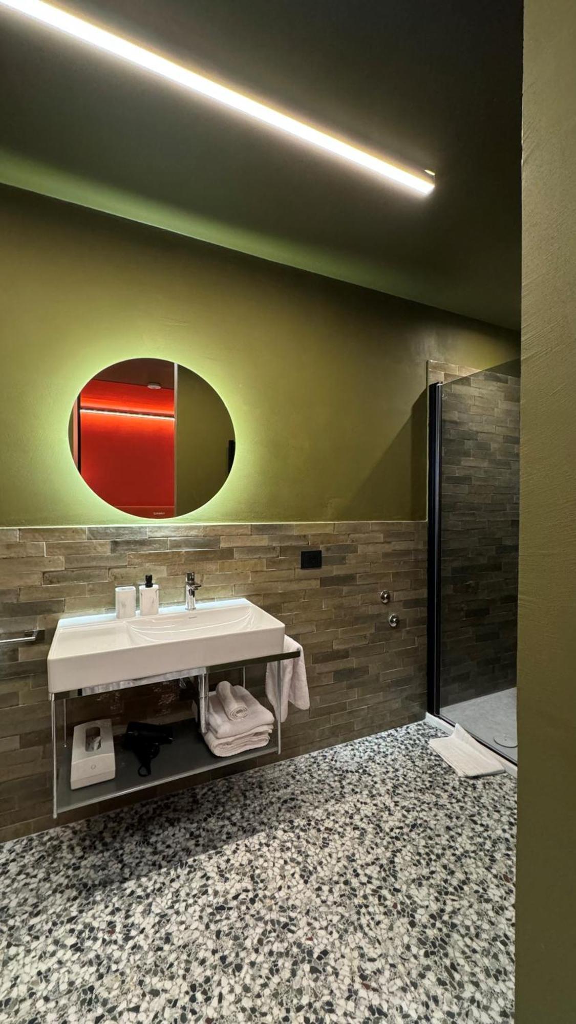 Nola Boutique Hotel Nbh ภายนอก รูปภาพ